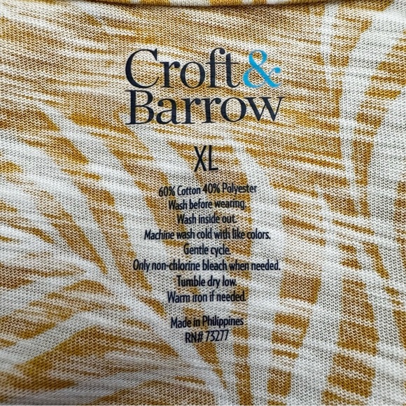 Croft & Barrow Yellow Tropical Leaf Crewneck Top, Size XL - Picture 10 of 11